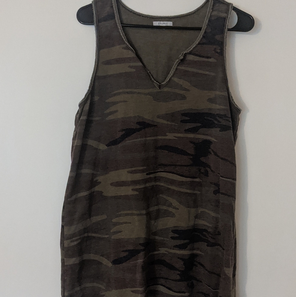 Camo Split Neck Dress, Size Large